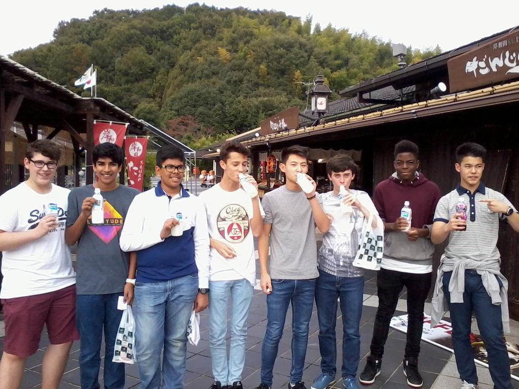 DGS_MFL's tweet photo. Today's bonus update: after four years of waiting, our first taste of calpis! #ngfi  #oishiidesune https://t.co/Nqvi6GKKqL