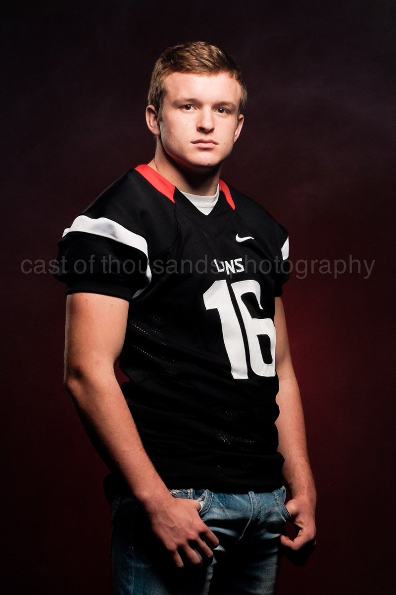castothousands's tweet photo. Mr. @loganhagmeier68  is a class act. Love this kid! https://t.co/cjIIquWCOk
