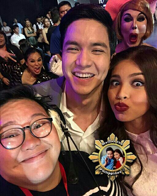 MaiDenPILIPINAS's tweet photo. HAPPINESS IS WHEN YOUR LOVE MAKES PEOPLE AROUND YOU SMILE... @aldenrichards02 &amp; @mainedcm CTTO #ALDubEBTamangPanahon https://t.co/A5F0hPWMXa