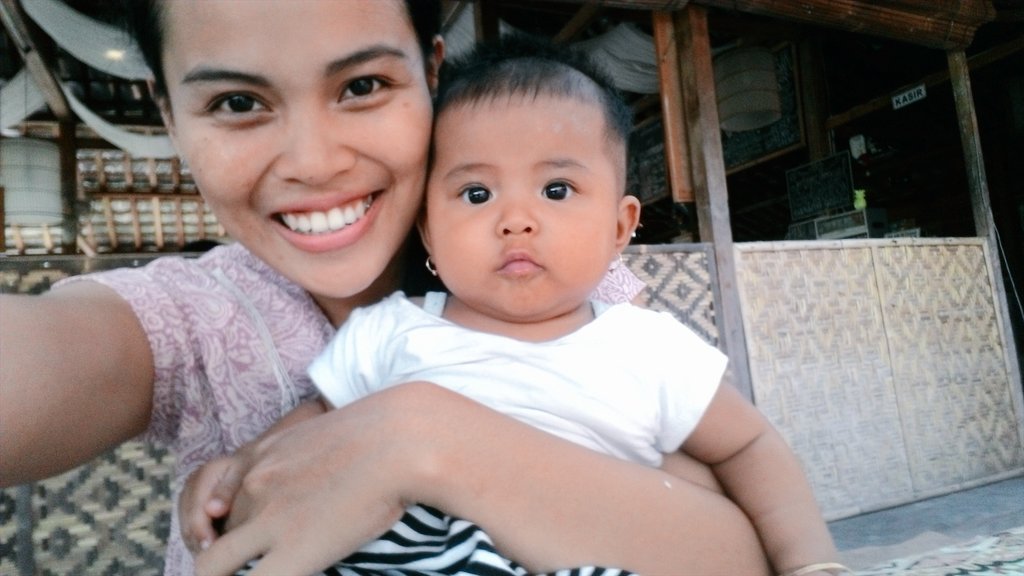 saskiadjie's tweet photo. Tambah hari tambah pinter kamu nak 😘😘😘😘 https://t.co/ayxoFY5Z7S