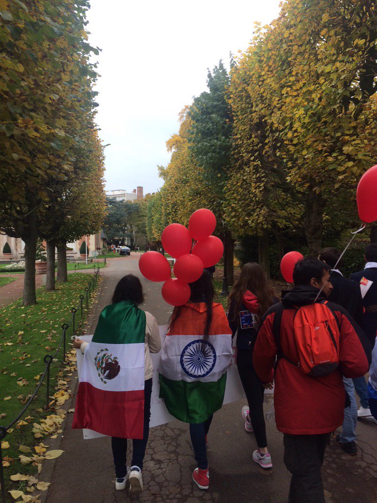 RotaractLille's tweet photo. Arrivée de la #Poliowalk !  @RotaractLille @Rotary https://t.co/kccNRP2SGy