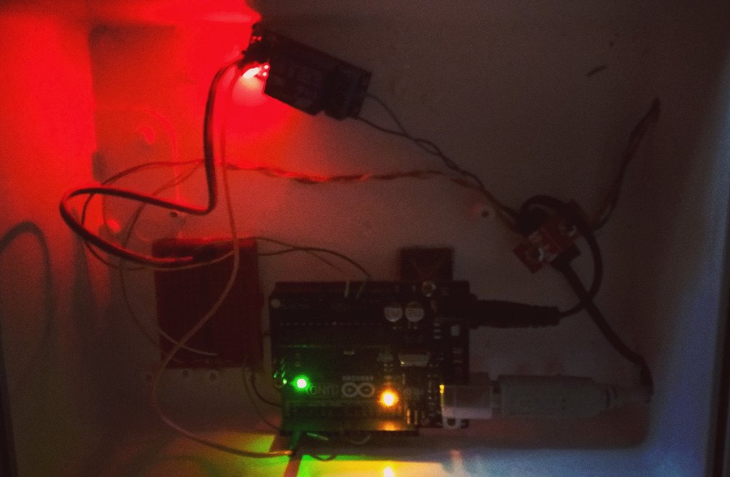 insta_arduino's tweet photo. https://t.co/N2Px3Q7aWq - Controle remoto universal rs
#arduino #arduinouno #irsend #rel… https://t.co/yfaKflRSFT https://t.co/fSfZG0uyh2