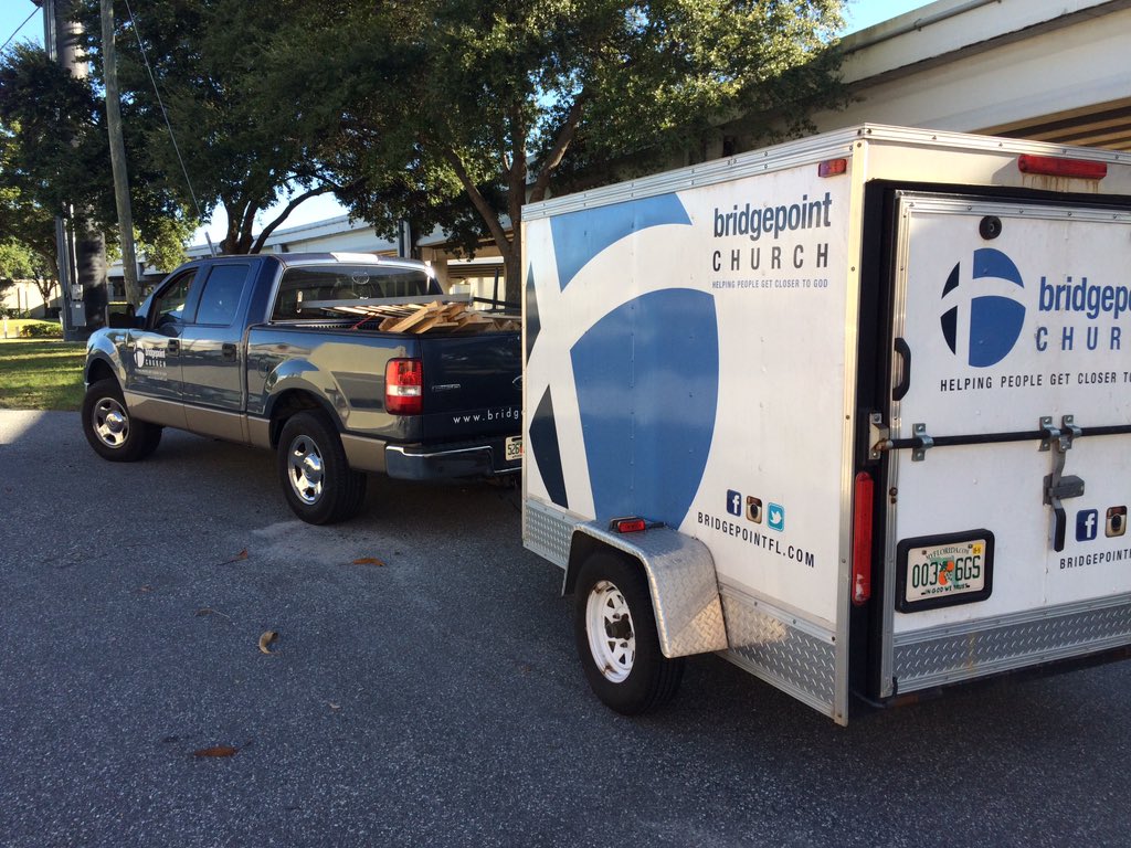 bridgepointfl's tweet photo. 12 kids are going to sleep in their own beds tonight! BridgePoint's Build-A-Bed volunteers doing #whateverittakes https://t.co/gDlg5yY23Z