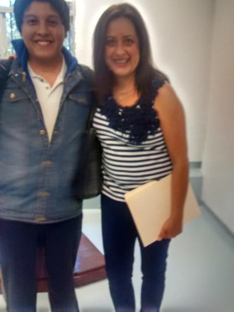 veil_lalo's tweet photo. Aquí casual con @alemaldonado71 Después de la conferencia, muchas gracias por los consejos :) https://t.co/Jf09jOBIFK