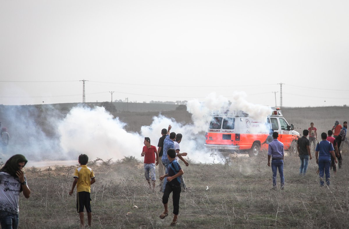 AJENews's tweet photo. Israeli gunfire leaves two more Palestinians dead https://t.co/bSgstCZcHx @P_Strickland_ @EzzPress https://t.co/w5NwwGPQyJ