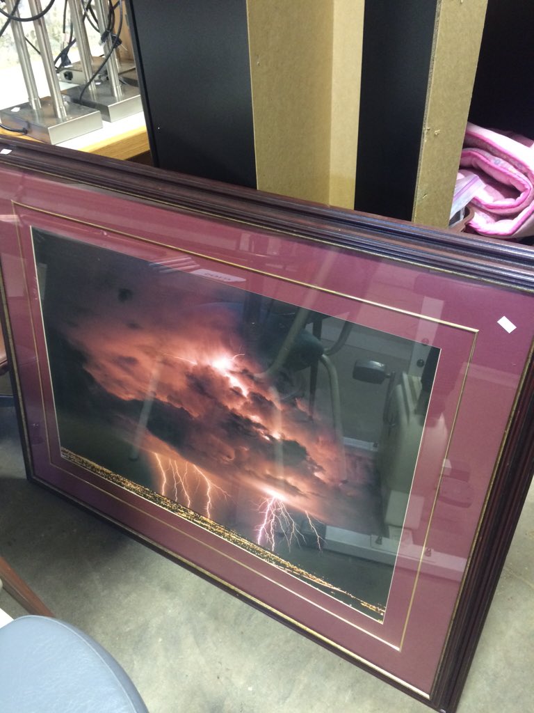 BdnCommBlders's tweet photo. Beautiful pic only $30.00. #bdnmb https://t.co/mVfhhPrHoC