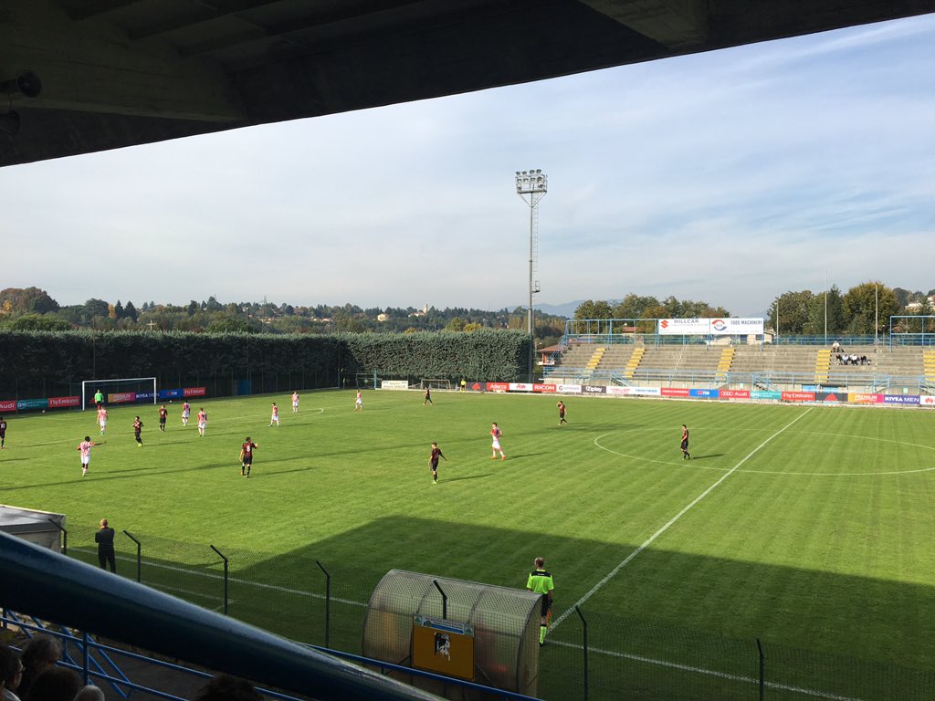 aleronchi17's tweet photo. Milan - Vicenza primavera Daje fratelli 👊🏻💪🏻🔴⚫️ https://t.co/5qRSsJzLF0