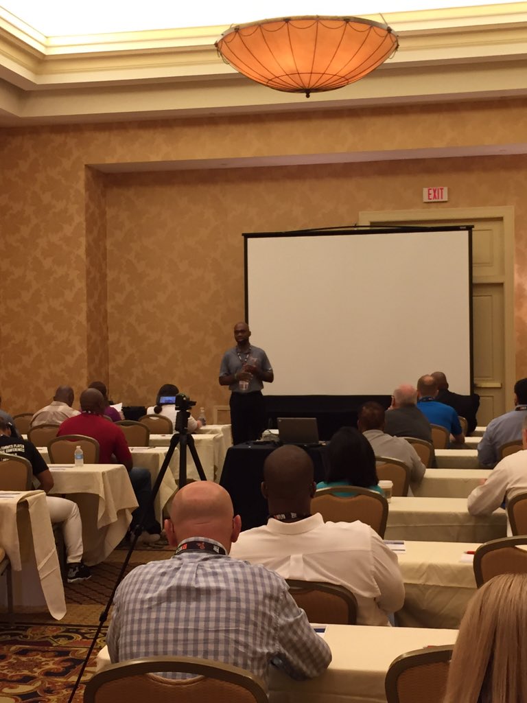 playerstrust's tweet photo. Personal development day kicks off with a good crowd #NFLPARC https://t.co/HmAUCf2zkr