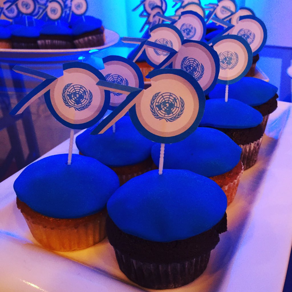UnitedNationsJO's tweet photo. #UNBlue cupcakes for #UN70 in #Jordan! https://t.co/eNg0DqT9QR