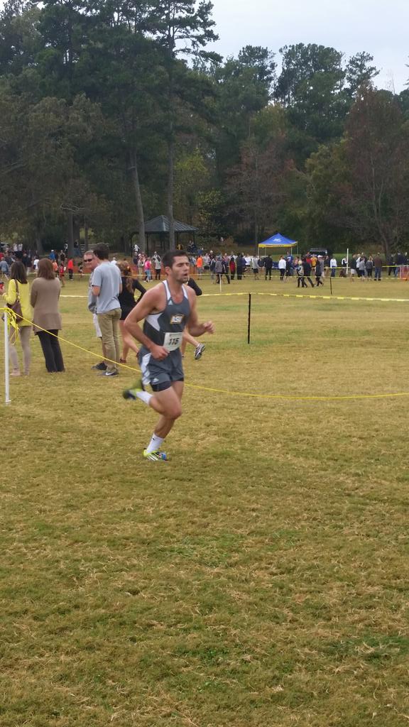 thekickerguy's tweet photo. PHS grad Wyatt Ingram running for Armstrong Atlantic this morning. We'll done @wingbone22 https://t.co/c2benWpABh