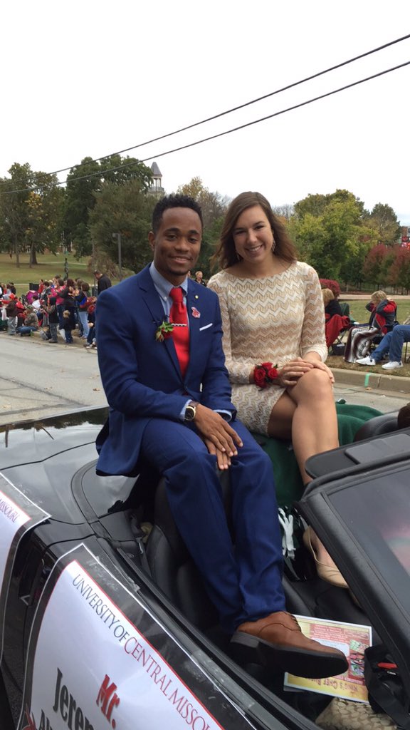 KimForQueen's tweet image. Kim and Jeremy for Homecoming King and Queen!