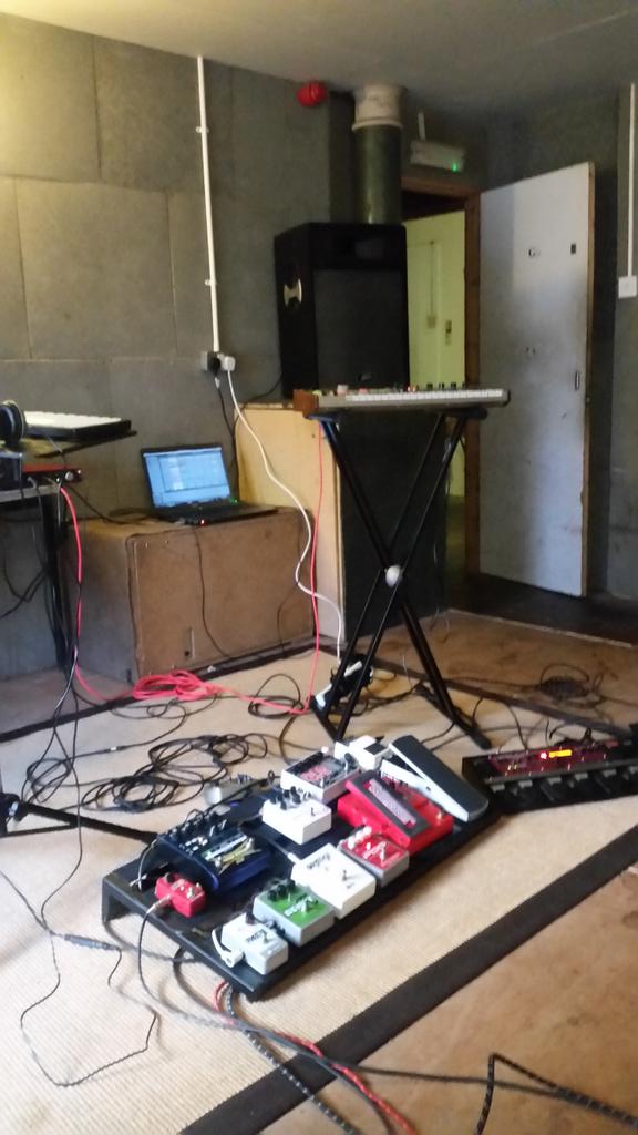 triptychloops's tweet photo. Liverpool! Playing @MaguiresPizza at 7 30. Say hi! Listening to @Ch_Infinity practicing down the hall in my break! https://t.co/WCRYlctPwZ
