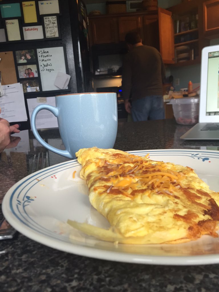 hannahslack_'s tweet image. There are no words to express how much I missed Saturday&apos;s @ home #mikeisthebest