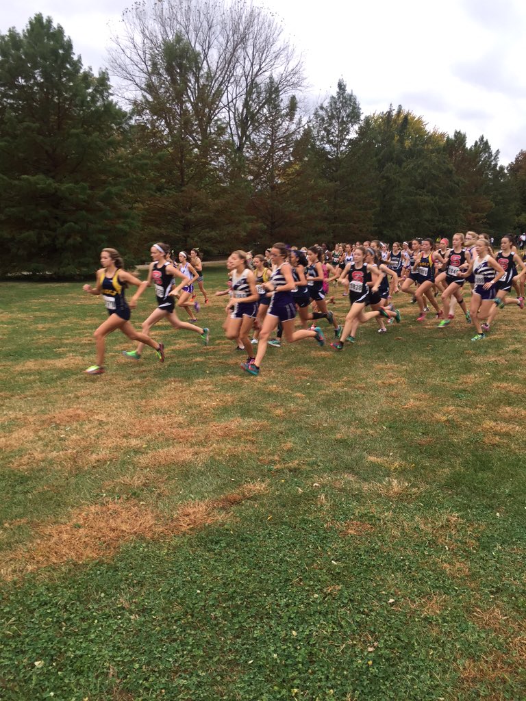 TBHS_XC's tweet photo. These girls were ready to run! #WEARETROY #hardworkpaysoff #tbhsrunners https://t.co/R2CZzW6kE8