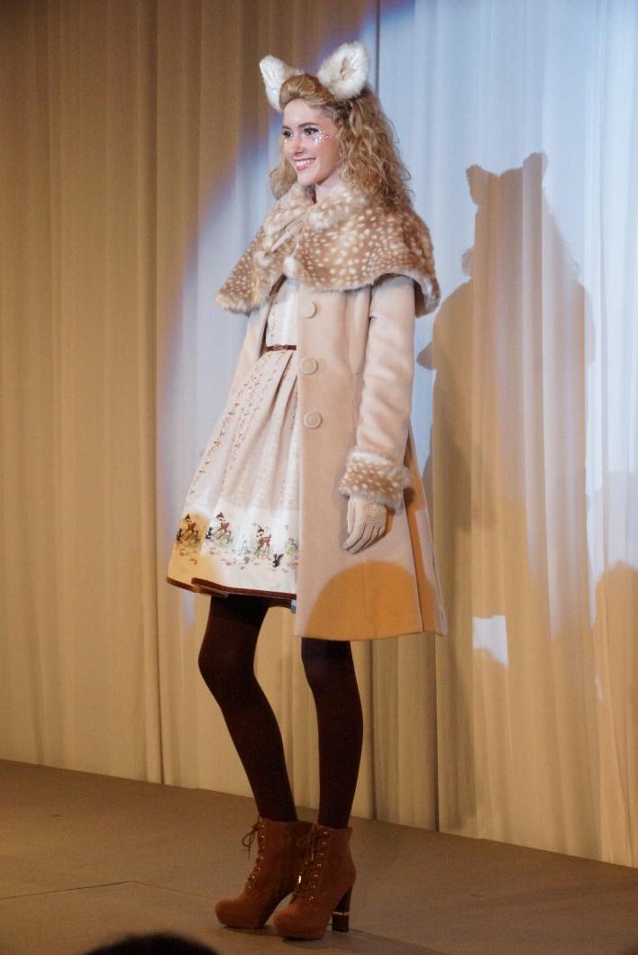 Daly Pa Twitter シークレットハニーのハロウィンパーティーでバンビ