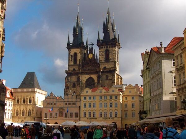 JamesSilvester1's tweet photo. #EscapeToPerdition in #Prague for just Β£1.19 on #Kindle. https://t.co/WunsoM84Sx #thriller #spy #BookBoost https://t.co/0kyRtlYyJr