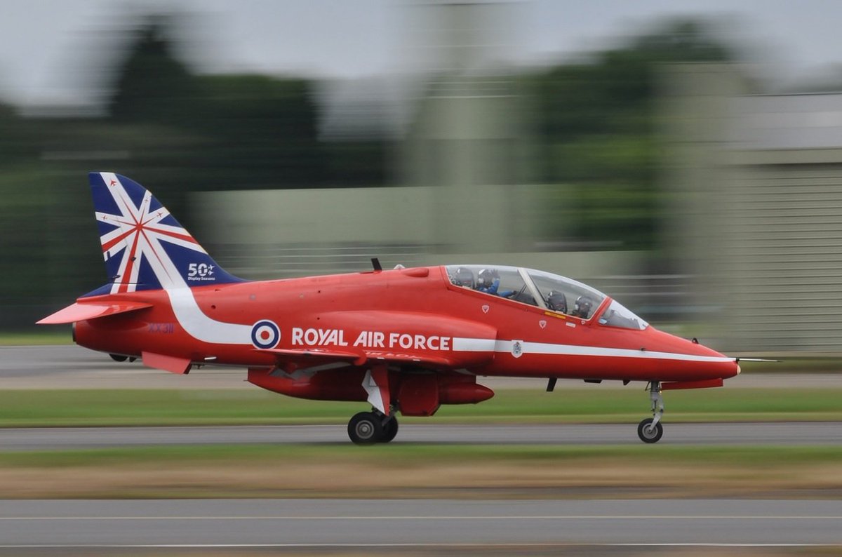 DtvPhotography's tweet photo. Amazing @rafredarrows in action!! https://t.co/ydV1OcGVMo