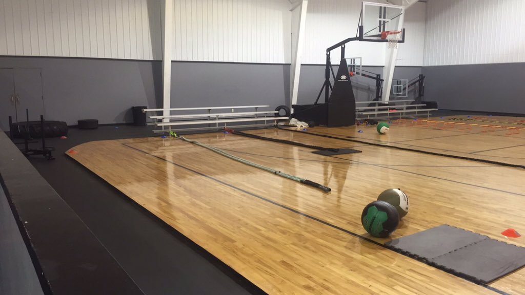 huffstamized's tweet photo. Big time work at #CFIT #STRENFTH https://t.co/sR02TA9tQi