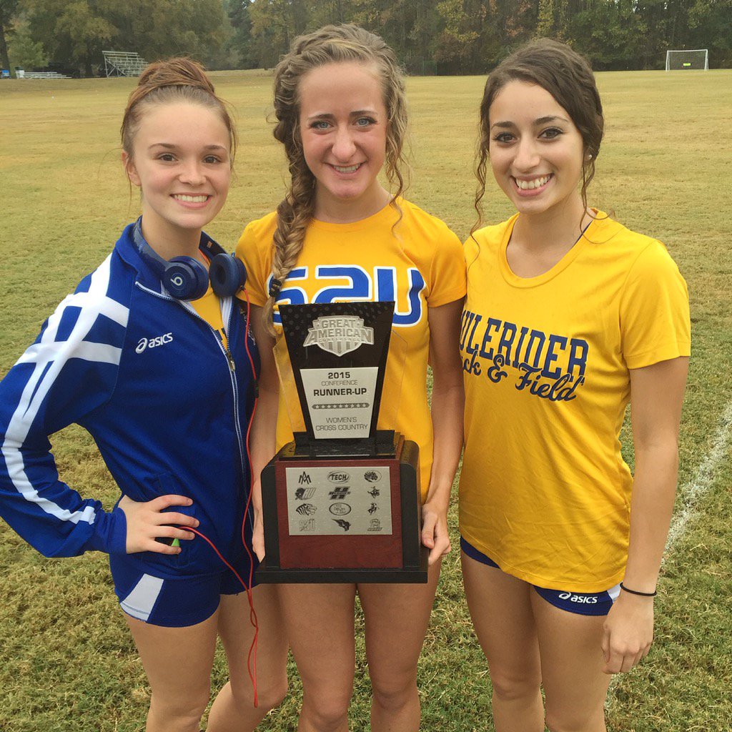 Abbey_foreman's tweet photo. Thank you Lord for this team.💙💛 https://t.co/2NZIU3jHCO