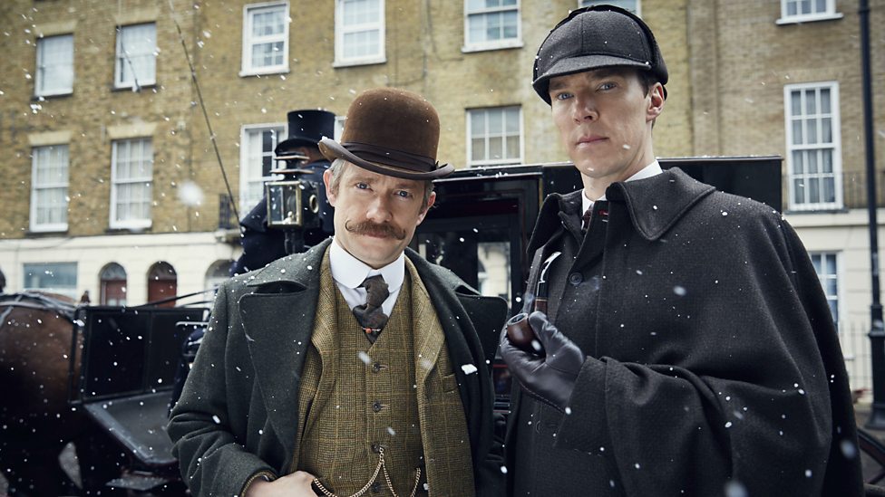 cumberbatchweb's tweet photo. Snowy Sherlock &amp; John. It just screams Christmas doesn't it? #Sherlock https://t.co/NbNVoSgG7t