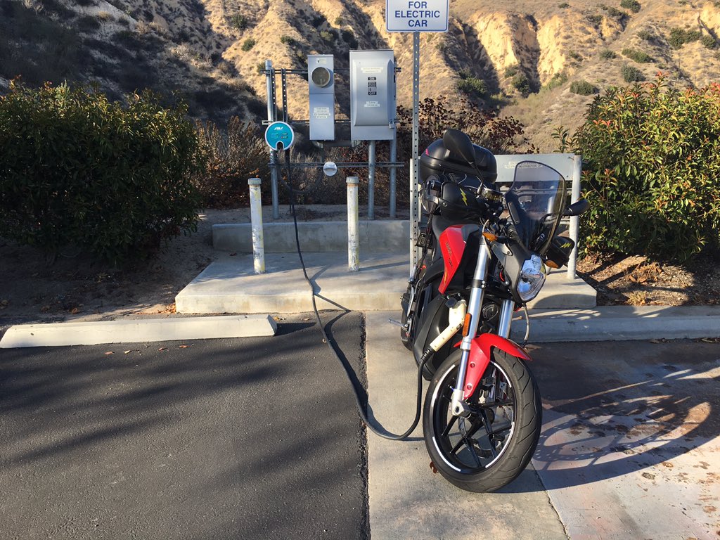 Brillot2000's tweet photo. @ZeroMC @HWoodElectrics #ChargeForFree at work using the #J1772 adaptor that I installed on Sparky. #GotToLoveIt https://t.co/6vsihb7rhp