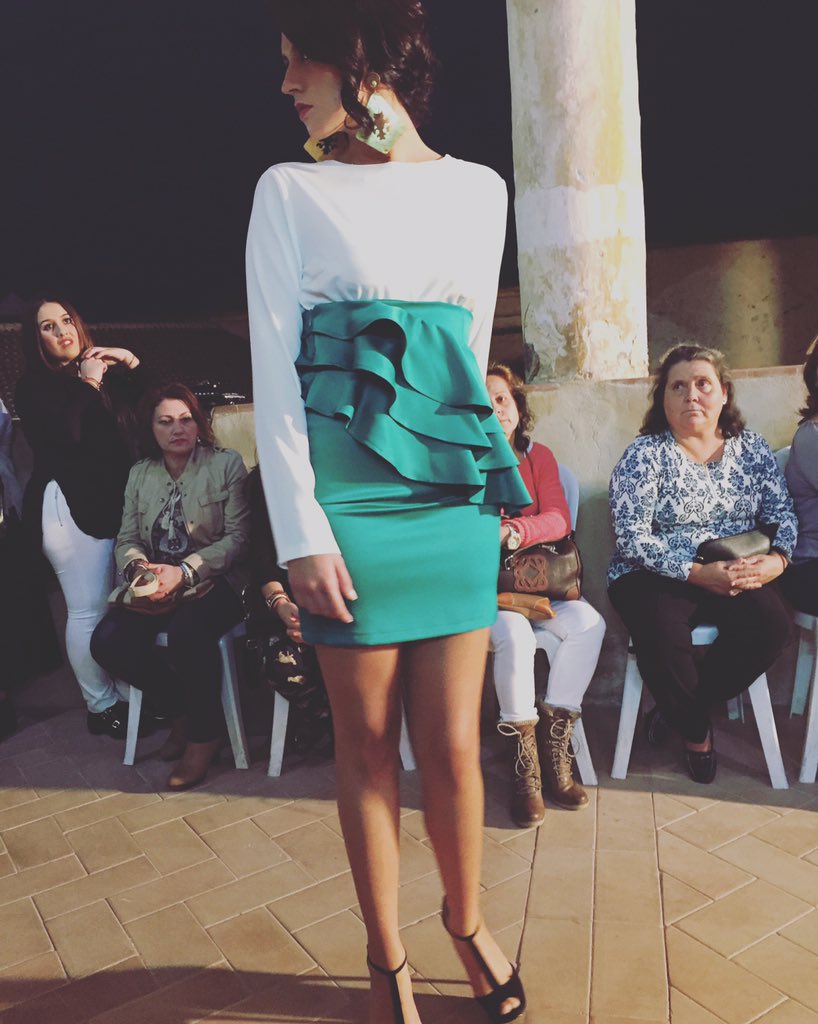 elcieloenmist's tweet image. Margarita Muñoz 

#fashionvillage20 #conectadresscode #Elcieloenmistacones  @DressCodeCom @Modamargarita