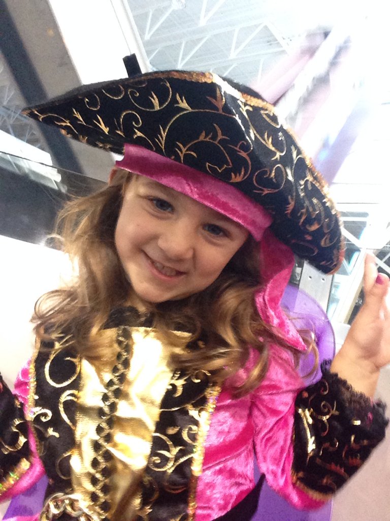 jenpicciano's tweet photo. My lil pirate loved Trick or Treat Street @ixcenter https://t.co/3mXZFOpnp5