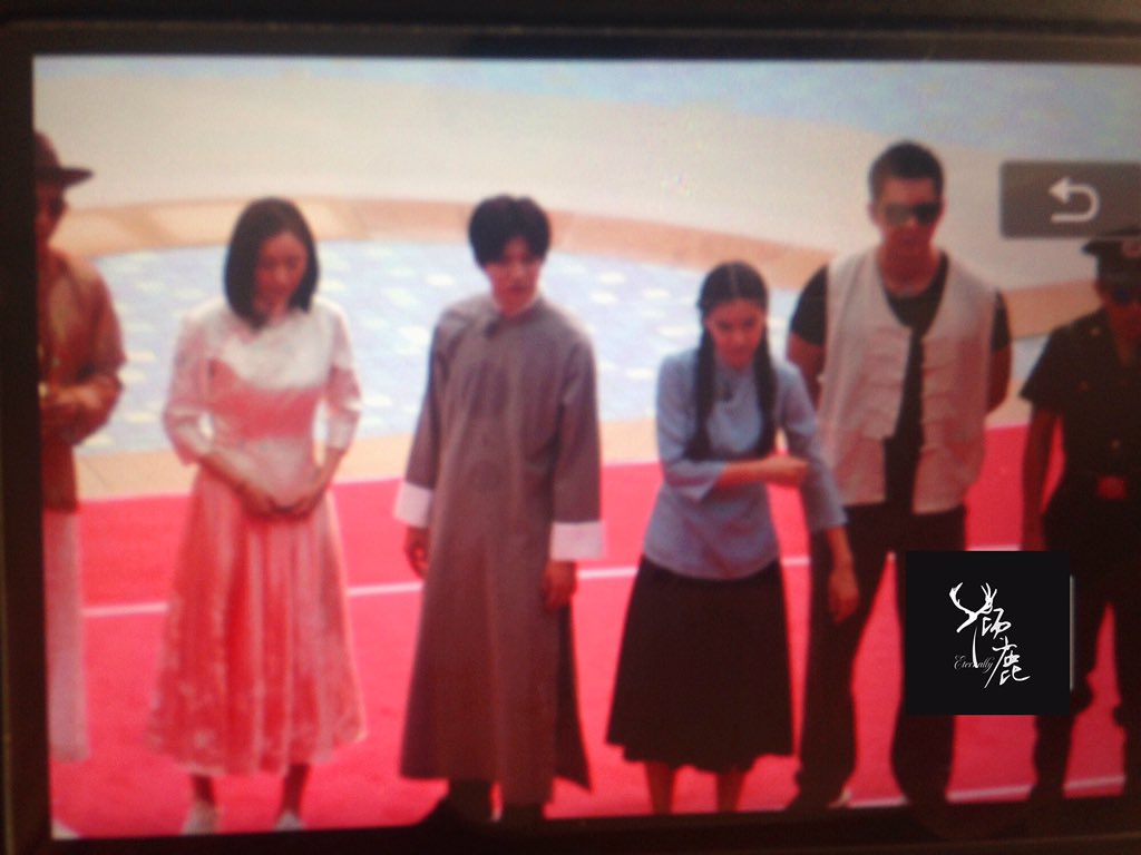 eternallydeer's tweet photo. #鹿晗# 151024跑男海口录制【预览2P】China Running Man Haikou preview 2P https://t.co/G8O6sAa5GZ