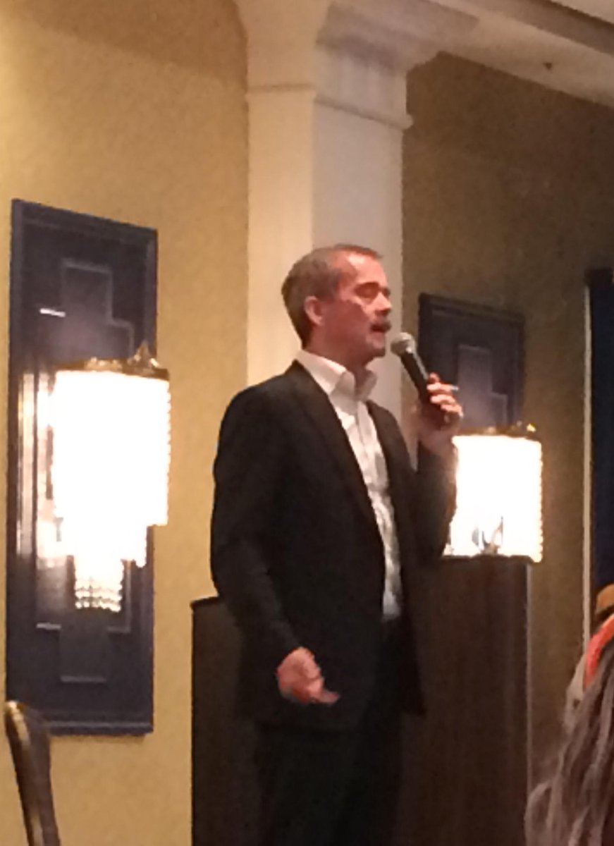 Pat Lore tweet media