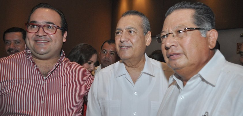 Javier_Duarte's tweet photo. Felicito a @Beto_Silva_R y @Regina_Vazquez, la nueva dirigencia estatal del PRI de #Veracruz. Les deseo mucho éxito https://t.co/QCTmG3iGEf