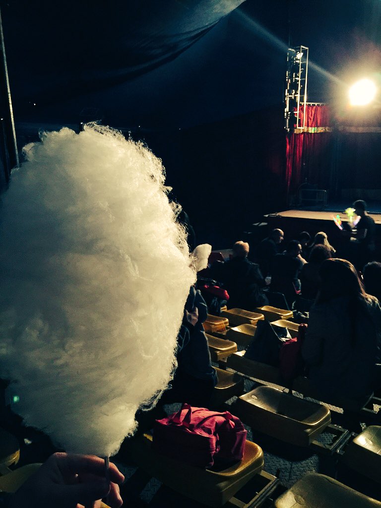 Arii1408_C's tweet photo. #circo #zuccherofilato https://t.co/8PyDuBsdR4