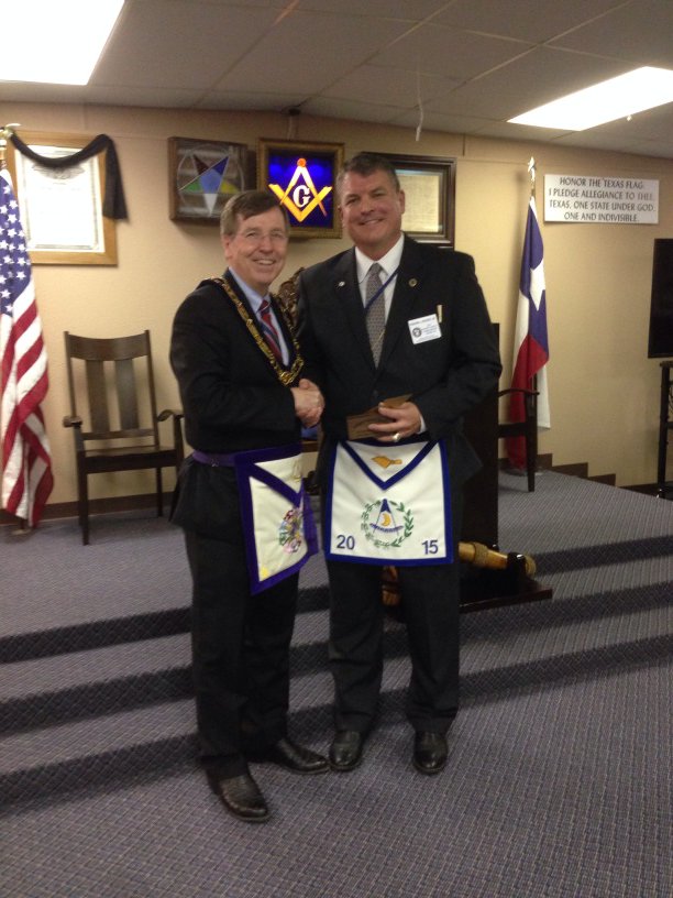 gmgmlw2015's tweet photo. Great time with Raborn Reader for his Golden Trowel award. https://t.co/1J5o8Udf5Z