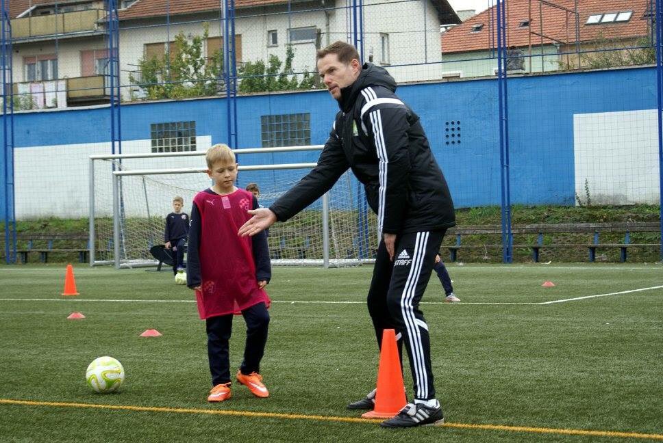 AnteBasic13's tweet photo. Scott again with some explainings @gnkdinamo @CoerverUK https://t.co/5IlWRlJd8t