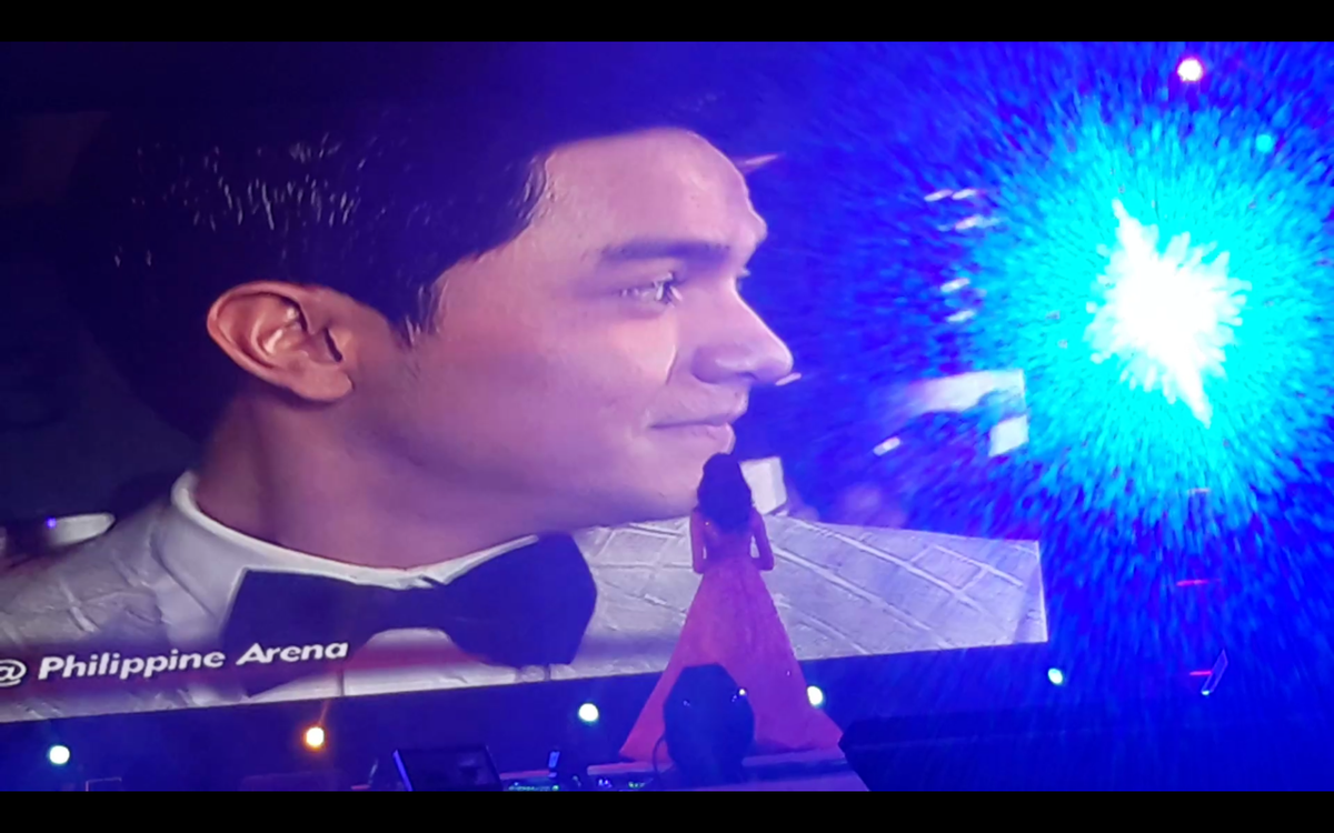MaineAlden16's tweet photo. And their hearts know they belong to each other. @aldenrichards02 @mainedcm #ALDubEBTamangPanahon https://t.co/LdDggWF21S