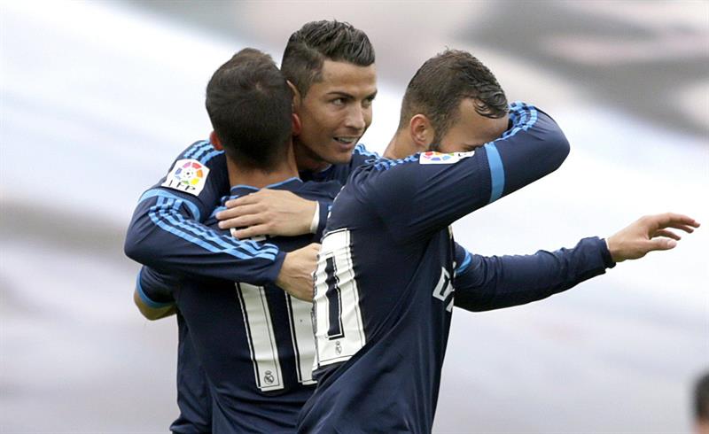 bbva's tweet photo. [FINAL 1-3] El @RealMadrid vence al @RCCelta_oficial en Balaídos en el duelo de líderes https://t.co/SNqls72EjY https://t.co/Okz9NmVVRj