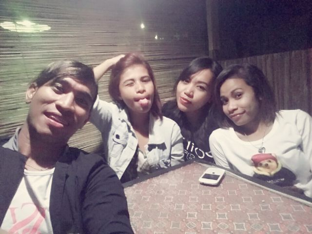 Ncaputry's tweet photo. Dono kasino indro@warkop w/david,cici,rika https://t.co/elLt2z5Ets