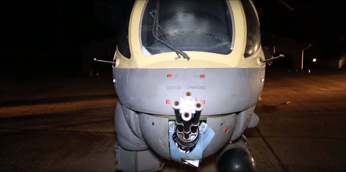 مروحيات Mi-35 P الليبيه  CSGDXxXWIAA6K_r