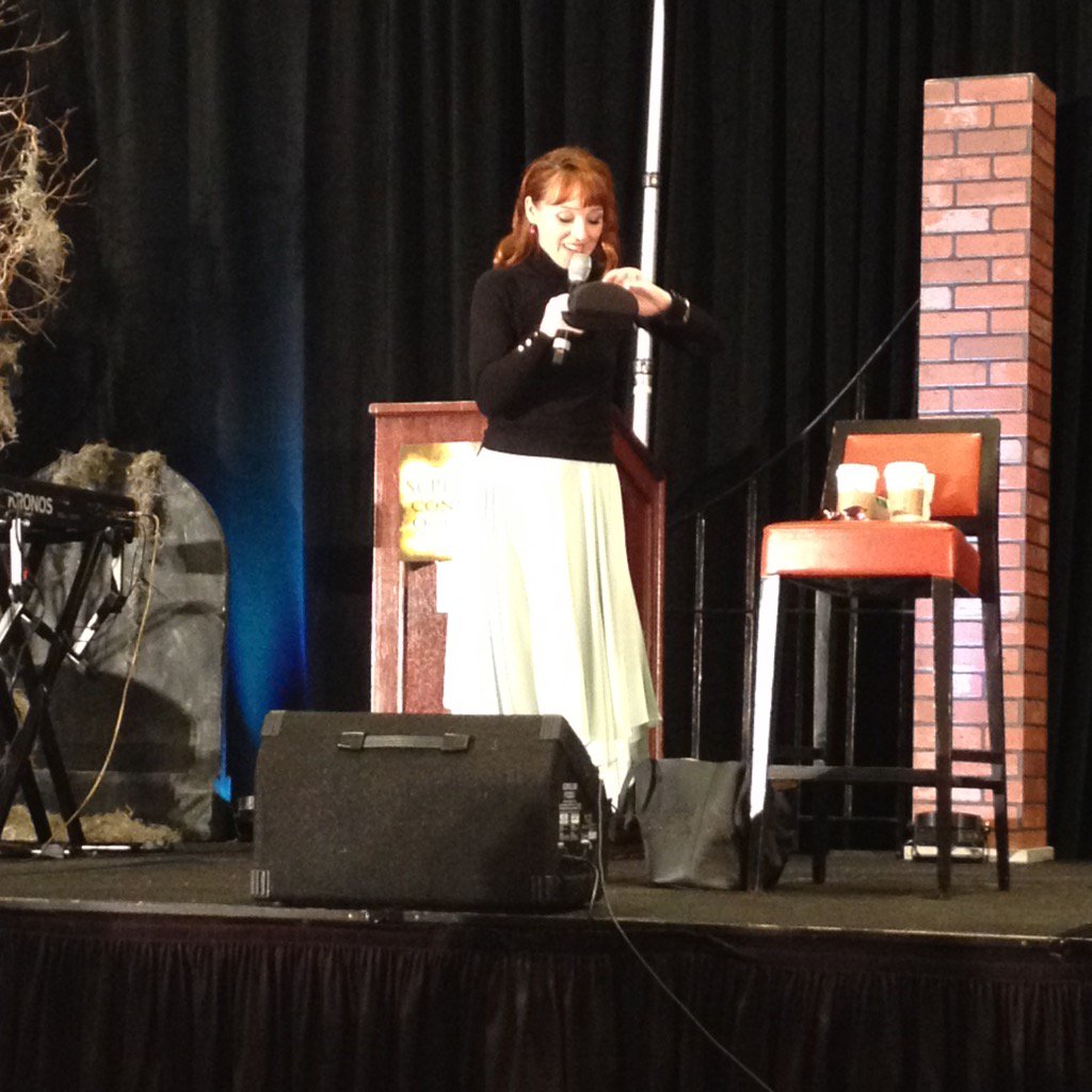 punkin3484's tweet photo. @RuthieConnell #ChiCon https://t.co/irKeiJ9ueq