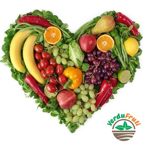 VerduFruti's tweet photo. Regalando Frutas y Verduras a tus seres queridos estas dando un mensaje de salud y amor!!! Pedidos al 0984 50 27 32. https://t.co/3OBueVJHAW