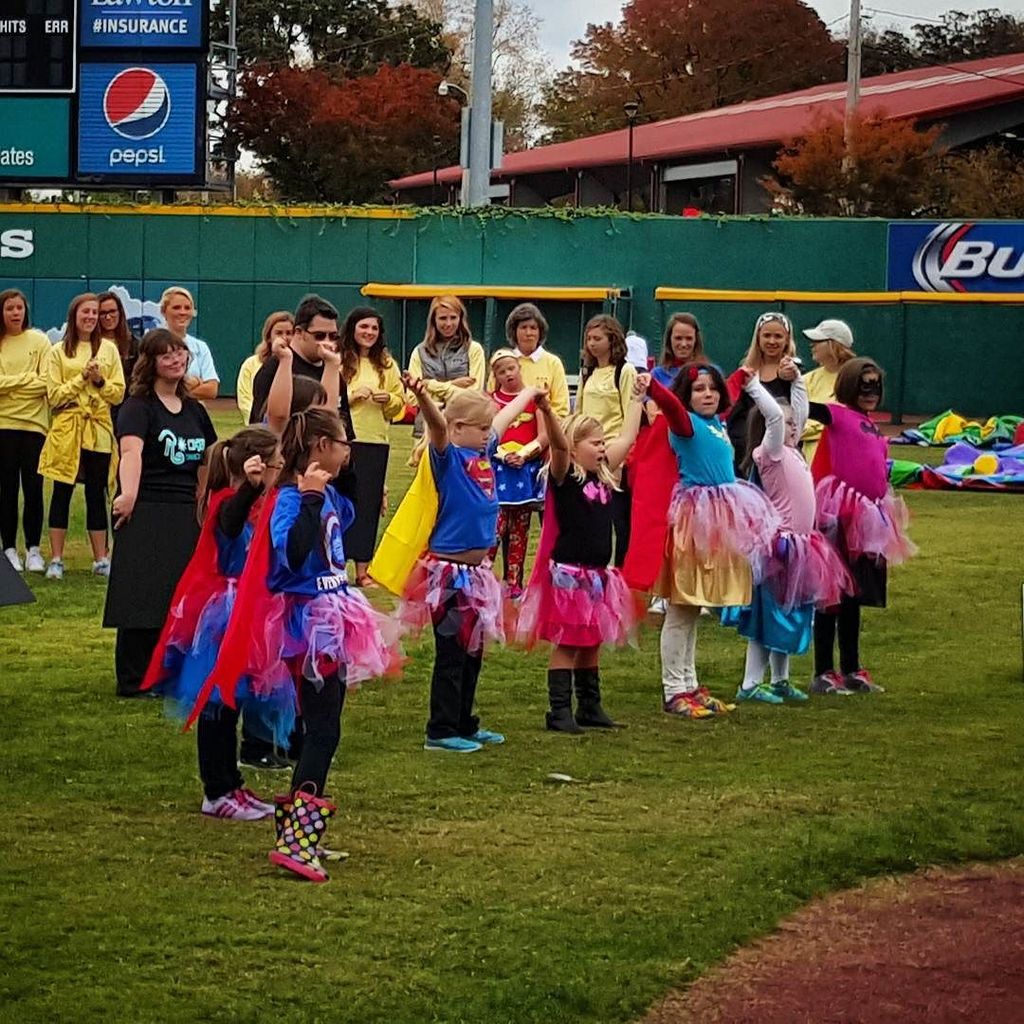 ChrisAllenSkywx's tweet photo. Jammerz Junior Dancers #downsyndrome #buddywalk2015 https://t.co/3QhcGjrQr4 https://t.co/25XeziFB0L