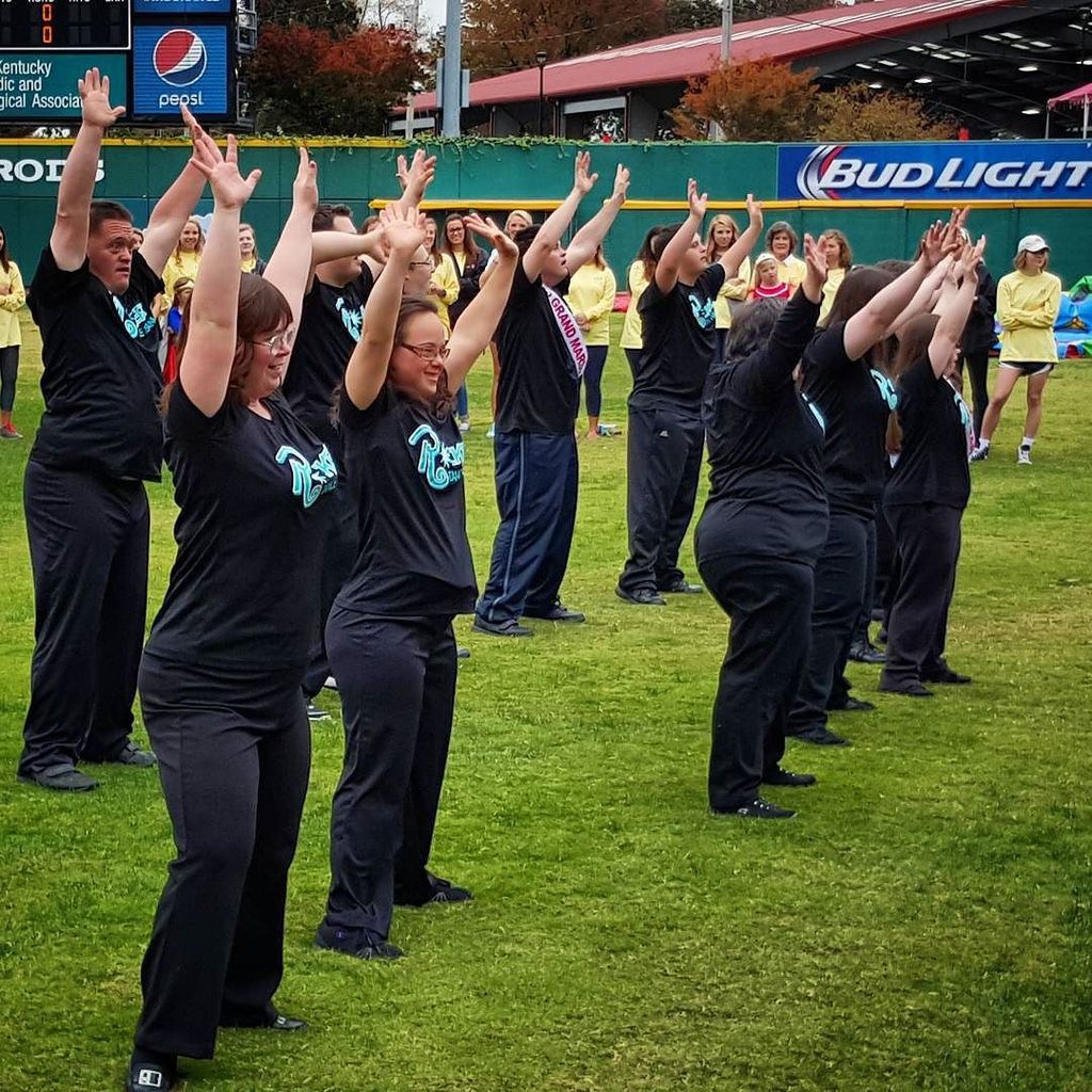 ChrisAllenSkywx's tweet photo. Rockerz Dance Team bringing the house down! #downsyndrome #buddywalk2015 https://t.co/UuJJEp6H4A https://t.co/9DyYHtopLU
