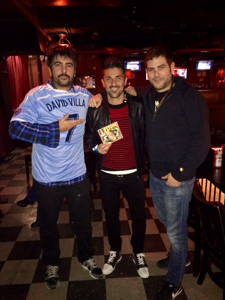 Guaje7Villa's tweet photo. Muy grandes anoche @estopaoficial en su concierto en New York!!!
#RumbaALoDesconocido https://t.co/nRZ5Gh6Ka4