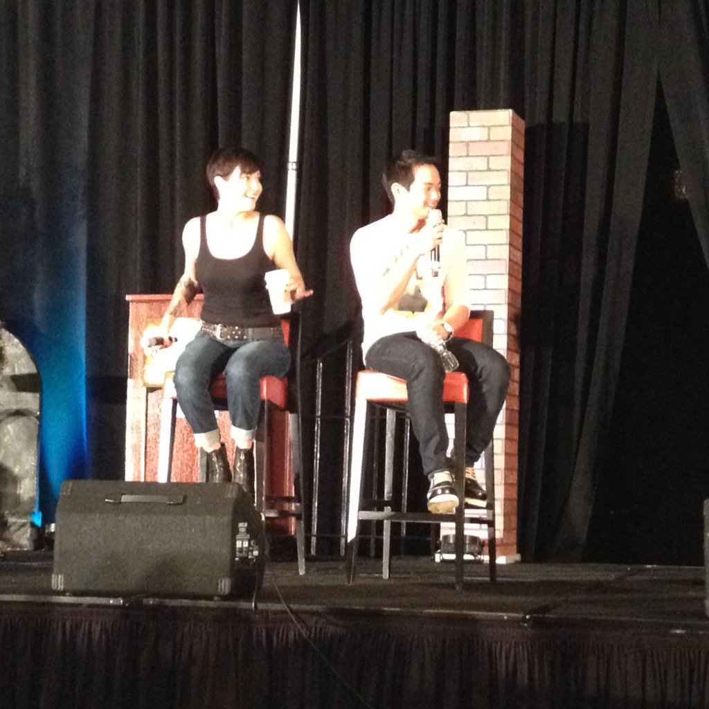 punkin3484's tweet photo. @kimrhodes4real &amp; @OsricChau #ChiCon https://t.co/wrVtJ2MTwP