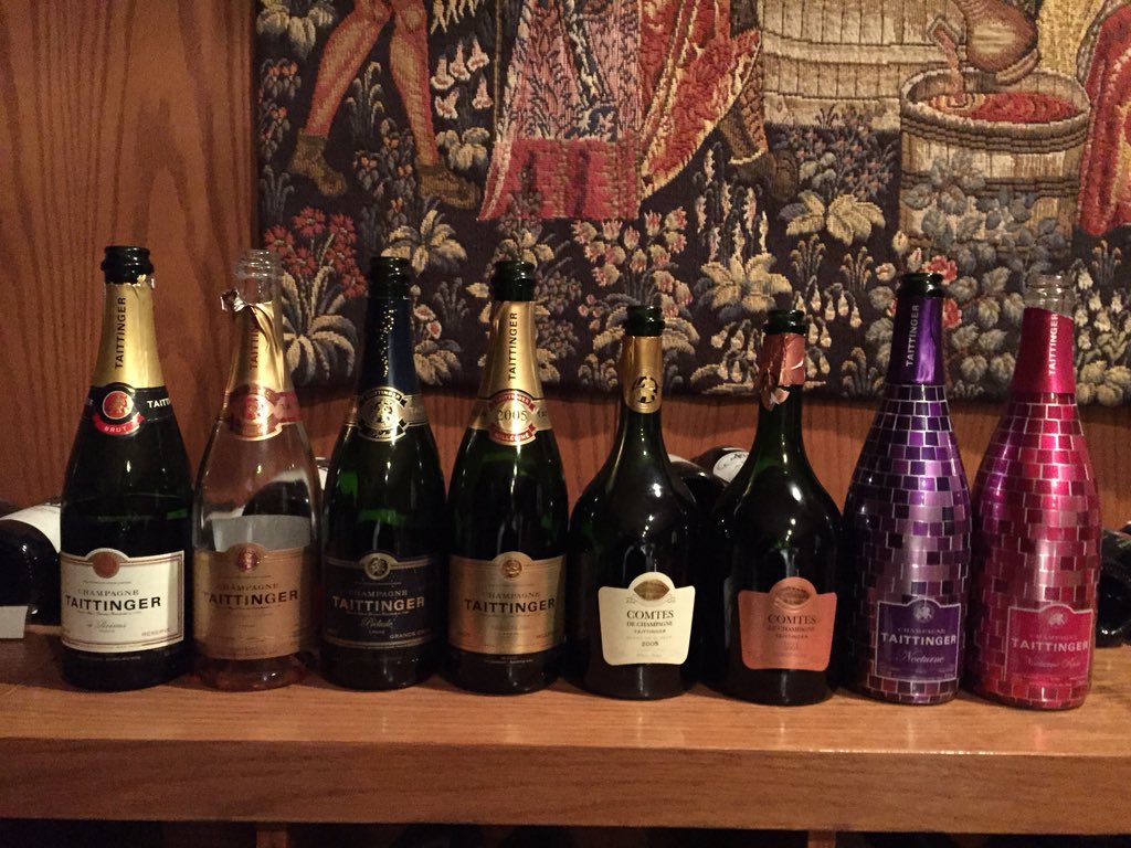 Tamster1982's tweet photo. Beautiful tasting line up for #WorldChampagneDay with @MikaelFalkman @TaittingerUSA & @ABPWS #bubblesmakeitbetter https://t.co/RGoCfYYxpv
