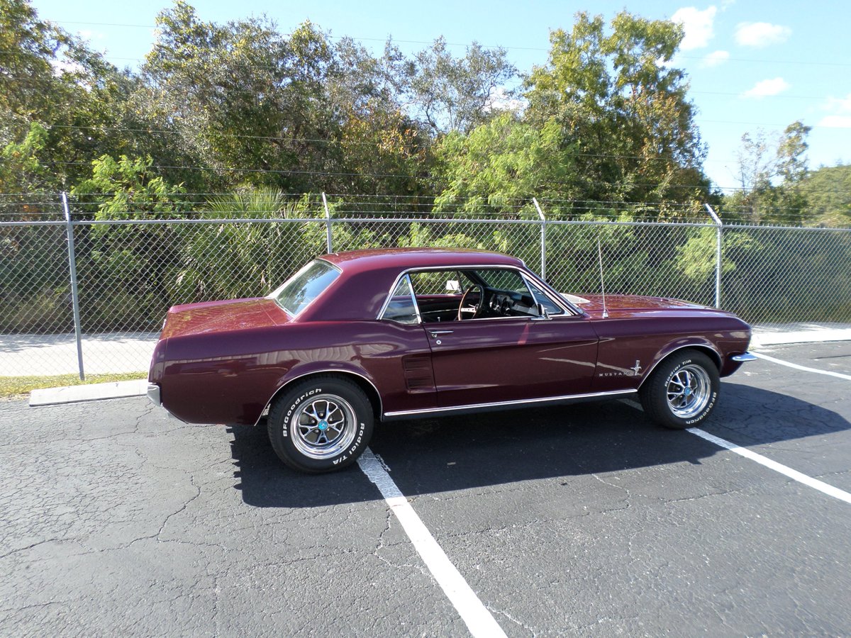 RESTOMODPLUS's tweet photo. #RESTOMODPLUS Here is a cool #67MUSTANG THAT CAME IN FOR A SET OF 3.55 GEARS AND SOME NEW BRAKES. https://t.co/cmgdEyaEug