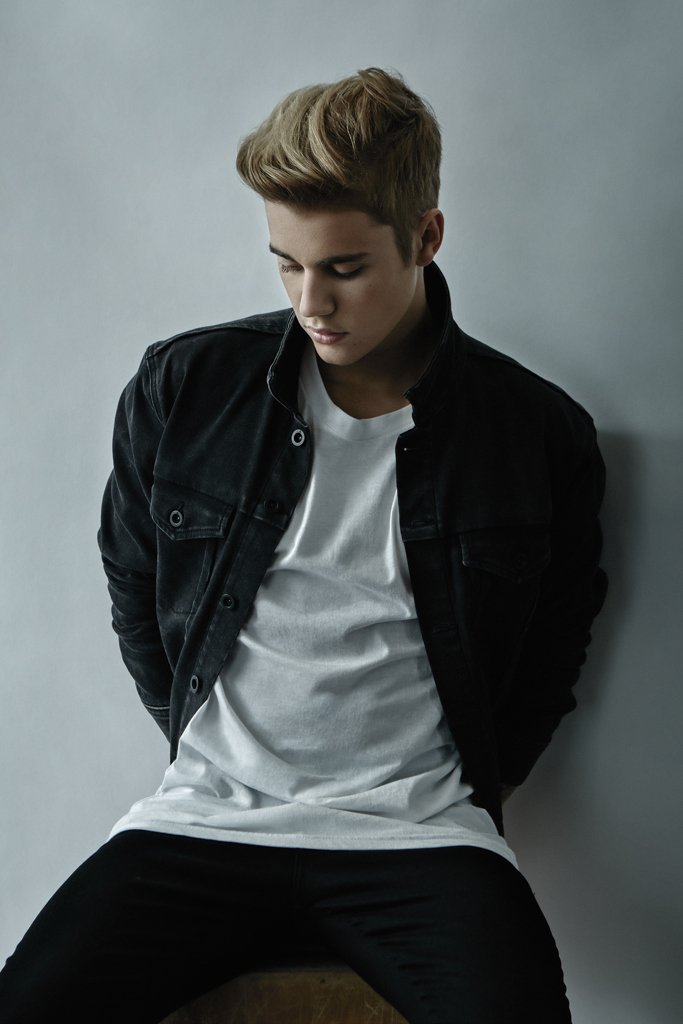 ElPapiDeBieber's tweet photo. MARATON DE VOTOS
RT POR UN VOTO
#EMABiggestFansJustinBieber https://t.co/IaeCQVOcPj