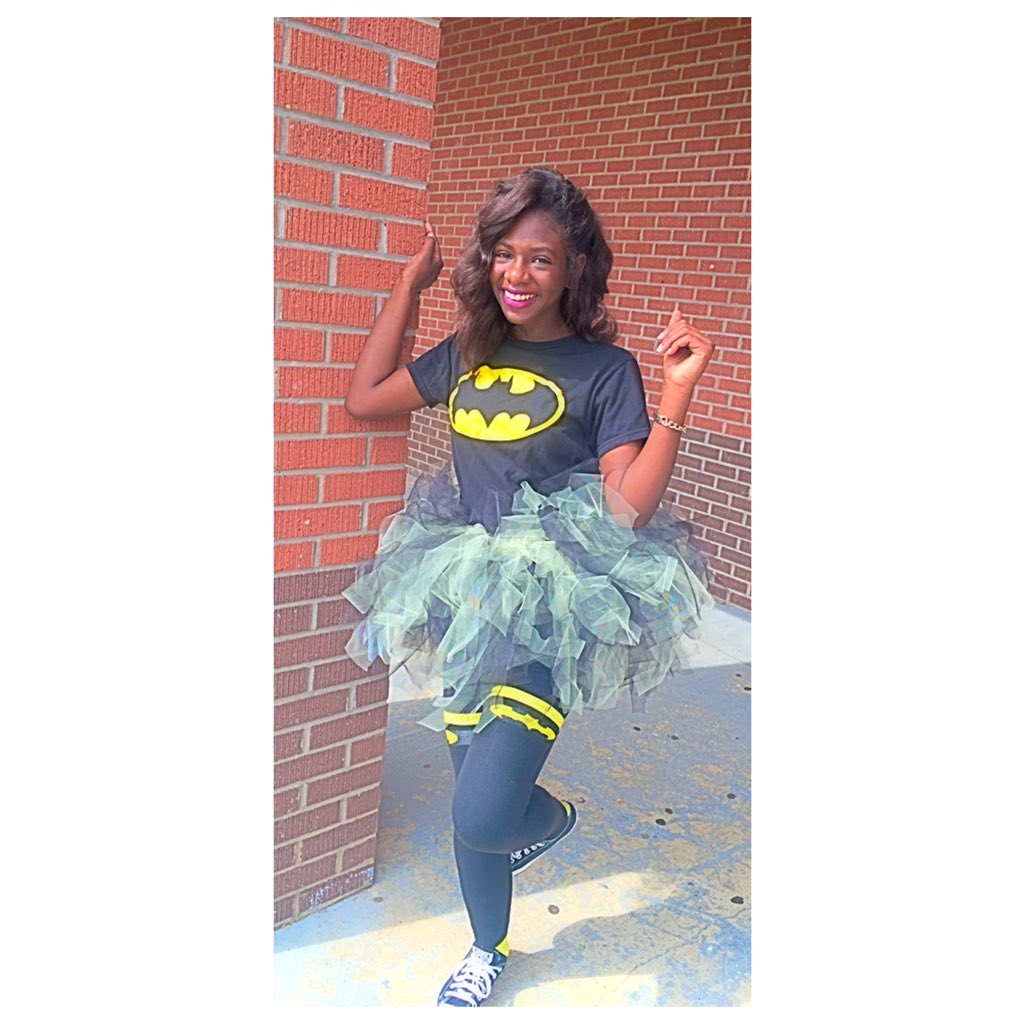 ooh_kay's tweet photo. Recap of Yesterday! VJ Homecoming💙2k15🏈😈 https://t.co/TSTIPgESij