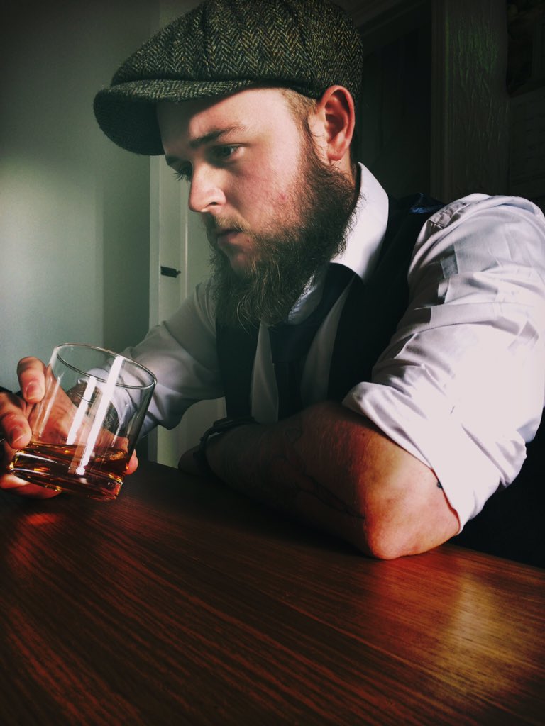 Pritch533's tweet photo. @BeardedVillains @BVUK_SOUTHCOAST @BVUK_North @BVUKOFFICIAL #beardedvillains #PeakyBlinders #Bearded #beardedmen https://t.co/g9642o43iI
