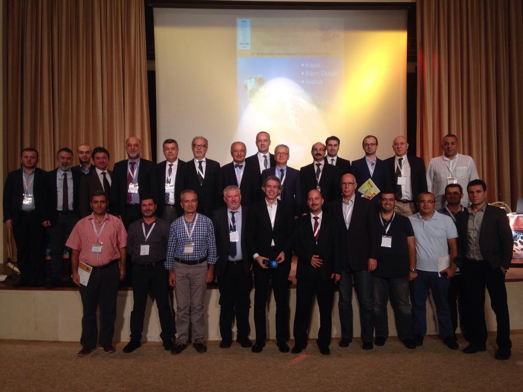 fitikdernegi's tweet photo. Kongre kapanışı #ufk2015 https://t.co/rOHb7COITE
