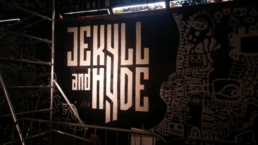 lolavolpone's tweet photo. Much fun
@ITV #JekyllandHyde screenings https://t.co/mqGlKx2Cfk